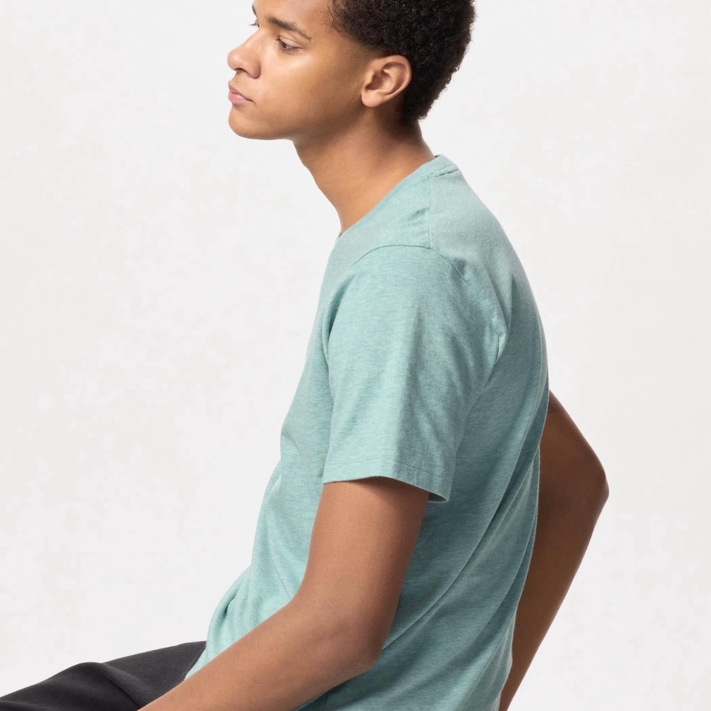 UNIQLO - NWT - Supima Cotton Green Tee